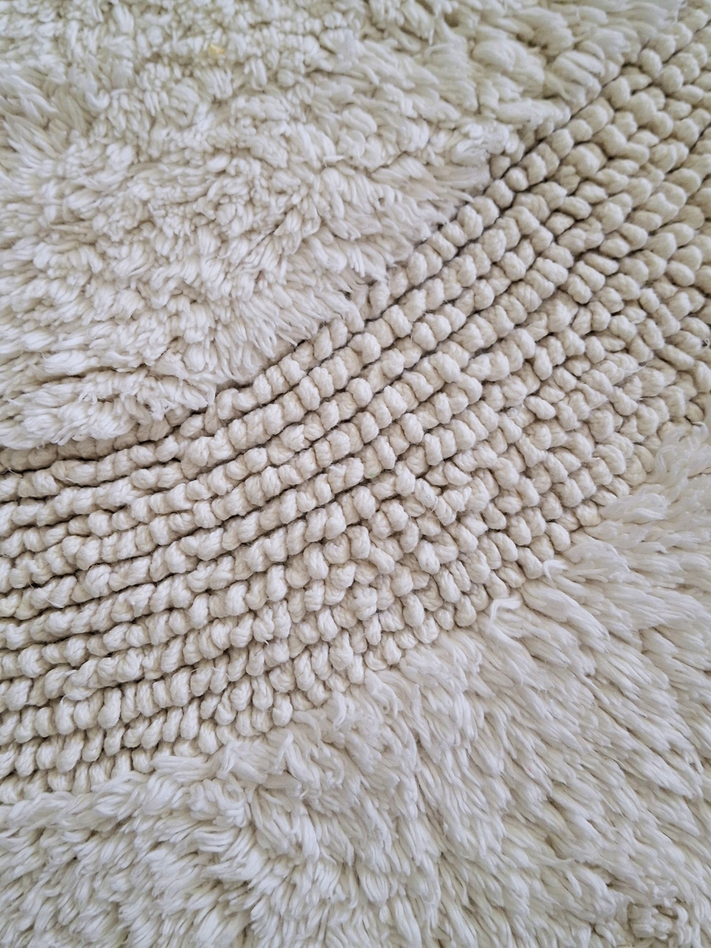 Handcrafted Cotton Double Ruffle Oval Bath Rug Runner - Picture 3 of 9